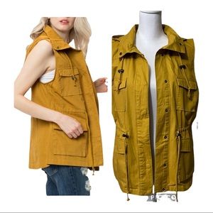 LOVE TREE cargo hooded vest size Large